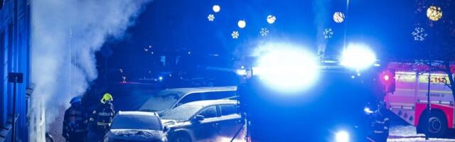 Vatrogasci ga izvlačili iz smrskane kabine kamiona: Jezive slike užasa kod Vrbasa (FOTO)