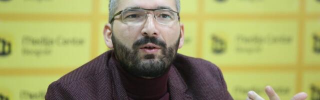 Skandal u tajkunskom podkastu! Propali političar Parović nejprizemnije izvređao predsednika Srbije (VIDEO)