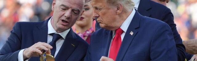 Grom iz Vašingtona pogađa FIFA! Amerikanci pozvali Infantina na saslušanje zbog Trampa: Spremi papire i dođi da nam položiš račune!
