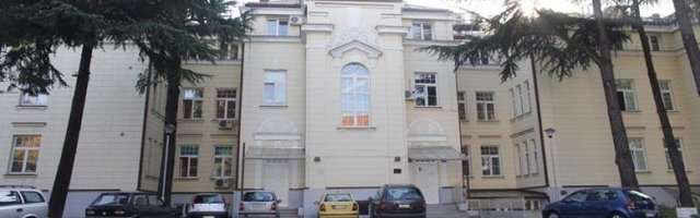 U KBC "DRAGIŠA MIŠOVIĆ" SMEŠTENI NAJTEŽI PACIJENTI! Na respiratoru 45 osoba, neki u veoma teškom stanju!