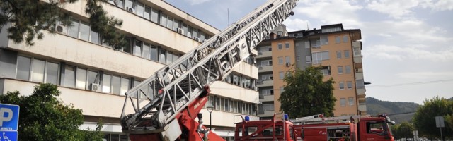 ISPUNJEN ZAHTJEV SPP-a: Vatrogasci u Novom Pazaru dobili vozilo sa merdevinama