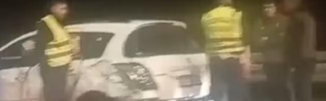 Udes kod aerodroma: Auto se zakucao u ogradu (VIDEO)