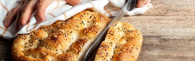 Pogača sa čvarcima - Srbi će je obožavati