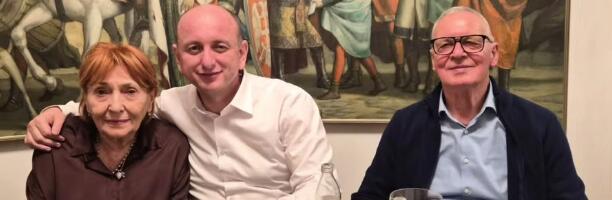 "POSEBNO HVALA NAŠEM PRIJATELJU KOJI JE IZ ZETE STIGAO NA NAŠU PORODIČNU SLAVU" Vučić ugostio Milana Kneževića: Nismo pričali o Botunu, samo o skadarskom krapu