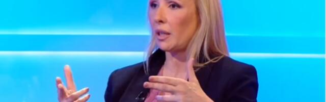 PROFESORKA BLOKADERKA PODSEĆA KAKO JE BIVŠA BLOKADERSKA VLAST OPLJAČKALA SRBIJU!