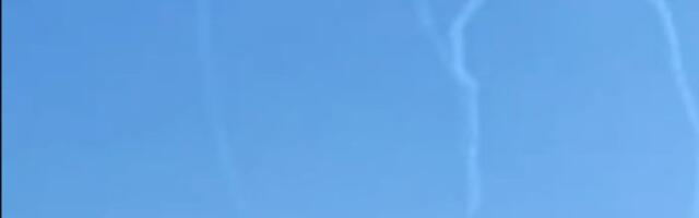 Avionom poslao srce za poljoprivrednike (VIDEO)