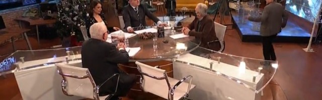 Tonske smetnje pink boje