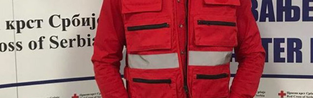 BIVŠI SRPSKI NBA IGRAČ ODUŠEVIO! Nije hteo samo da gleda - ovo je najpoznatiji sportista VOLONTER u Srbiji! /FOTO/