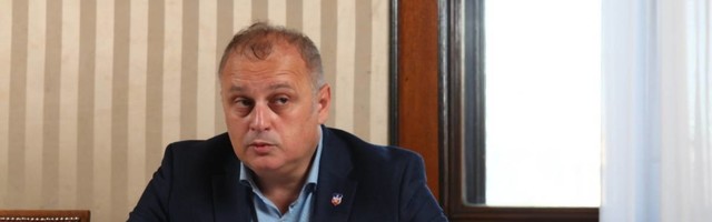Pozovi Sićve radi izazvova: Zamenik gradonačelnika Beograda pionir među političarima na TikToku