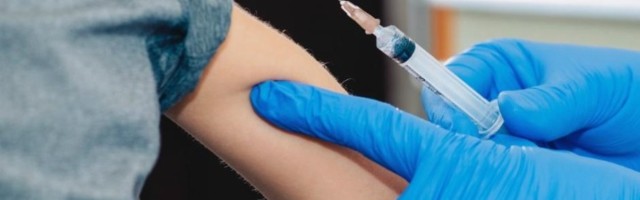 U Nišu prvi put vakcinisano dete od 14 godina