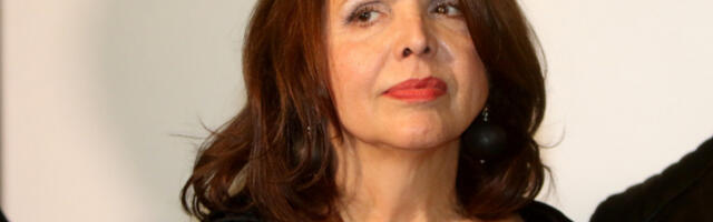 DARA DŽOKIĆ JE BILA UDATA ZA BEOGRADSKOG DASU: Na njene fotografije iz mladosti svi su nemi - jasno je kako je završio u njenim rukama (FOTO)