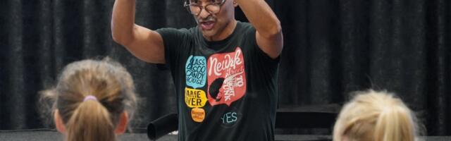 "Na slovo, na slovo": Spektakl za decu i odrasle 28. decembra u mts Dvorani sa 39 izvođača na sceni