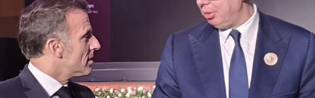 Vučić sa Makronom u Indiji: “Na drugom kraju sveta, sa prijateljem, uvek srdačno i u dobrom raspoloženju” (FOTO)