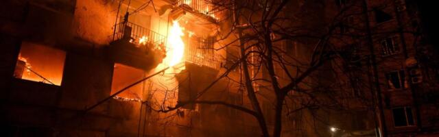 "ŠAHEDI" SE ZAKUCAVALI U ZGRADE I KUĆE, BRUJALI CELU NOĆ NAD UKRAJINOM! Najmanje 5 mrtvih i 18 ranjenih u ruskim napadima, lansirano 115 KAMIKAZA dronova!