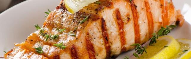 Brzi losos za posnu večeru: gotov za 15 minuta, a pun ukusa