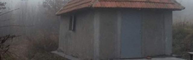 Za trošnu kolibu traže koliko i za hotel na Kopaoniku!