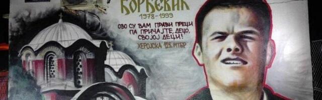 OVO SU VAM PRAVI PRECI, PA PRIČAJTE, DECO, SVOJOJ DECI! Osvanuo mural junaka sa Košara Slaviše Đorđevića u Lazarevcu!