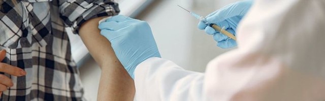 Razgrabile se HPV vakcine za starije devojčice u Novom Sadu, apel lekara da roditelji dovedu mlađe na vakcinaciju