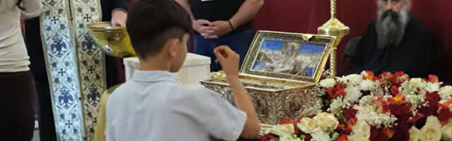 ZBOG NEPREGLEDNIH REDOVA VERNIKA: POJAS PRESVETE BOGORODICE OSTAJE DUŽE U BEOGRADU: Evo do kada će svetinja biti u Hramu Svetog Save