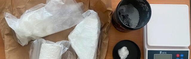 Državljani Crne Gore uhapšeni u Beogradu na vodi, zaplenjen kilogram kokaina