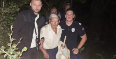 POLICIJA SPASILA DEKU (89) NA VLASINI! Posle višesatne potrage pronašli ga iscrpljenog i nemoćnog (FOTO)