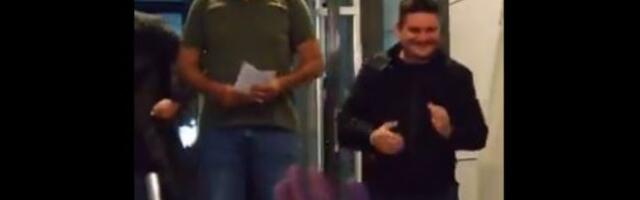 "Pumpaj, pumpaj": Kraljevački opozicionari pušteni, dočekali ih građani (VIDEO)