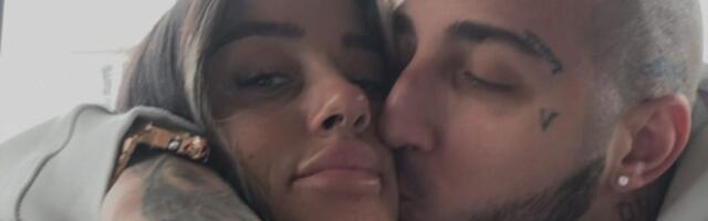 Vuk Mob zaprosio devojku Aleksandru! Pohvalila se zlatnim prstenom, pa poručila: "Rekla sam 'da' čoveku..."