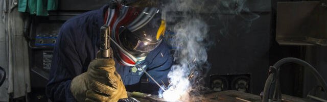 Raste tražnja za kvalifikovanim zavarivačima: Satnica šest evra, a u inostranstvu četiri puta veća