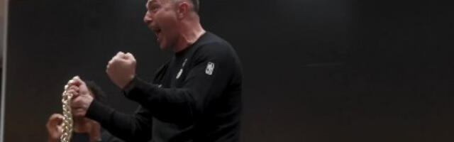 Славље српског тренера за памћење, Рајаковић одвео Репторсе у плеј-оф