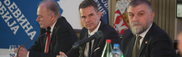 Monarhisti: Posle poraza Orbana u Mađarskoj malo verovatni vanredni izbori u Srbiji