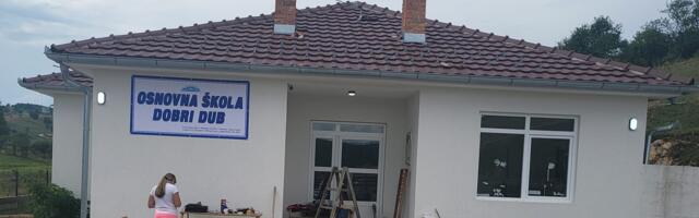 RENOVIRANA SREDSTVIMA MJEŠTANA – Djeca iz Dobrog duba u novu školsku godinu u novoj školi