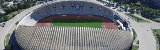 NEZAPAMĆENO: Policija čuva igrače Hajduka od njegovih navijača, "Torcida" besni zbog rezultata