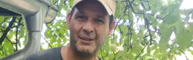 Kubura napustio Beograd i našao mir na selu: Pravi svoje vino i gaji svinje (FOTO)