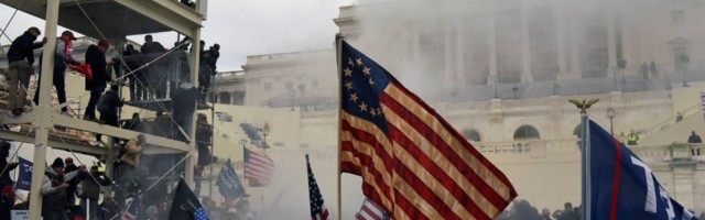 S. Karganović: Upad u Kongres bio je klasična operacija lažne zastave