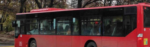 Kamion udario u gradski autobus u Nišu