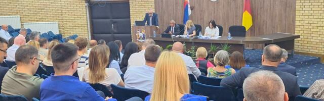 Počela skupštinska sednica, u toku rasprava o izveštaju kabineta gradonačelnika VIDEO