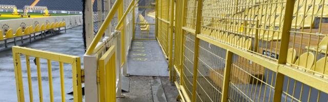 "Strpali su nas u kavez!" Pobeda Aston Vile u Istanbulu u senci bizarnih događaja: To nije kavez već pregradna ograda!! /VIDEO/