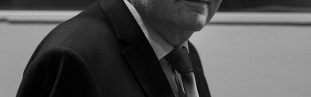 Darko Mladic says his father, Ratko Mladic, is on his deathbed, Serbian doctors will examine him tomorrow