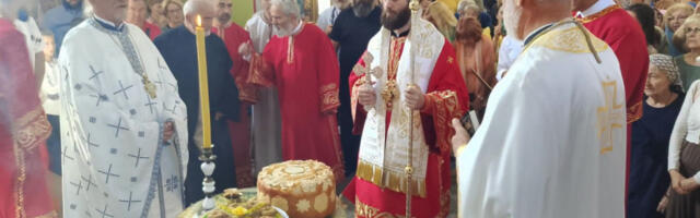 TAMO GDE SE SVAKODNEVNO VODI BORBA ZA ŽIVOT DANAS ZAVLADAO MIR: Slava najveće bolničke kapele u Srbiji proslavljena molitvom za isceljenje