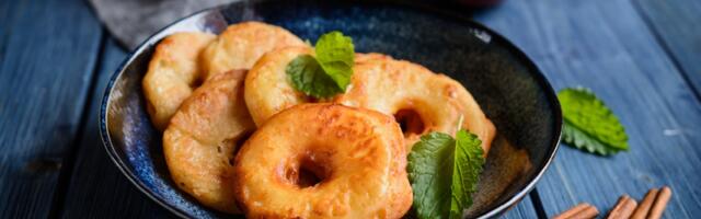 Kolutići od jabuke sa cimetom