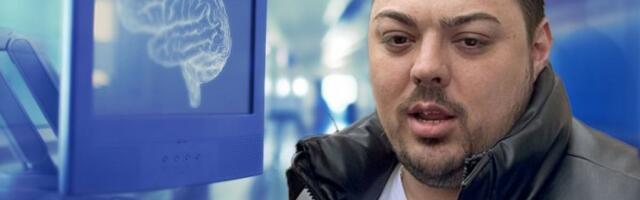 ŽENA SLOBE VASIĆA HITNO DOJURILA NA PSIHIJATRIJU! Pevača ne mogu da obuzdaju, želi da napusti "Lazu"!