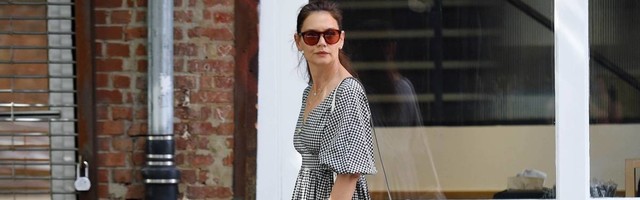 Katie Holmes sija u haljini sezone - a evo gde možete i vi da kupite takvu