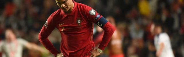 Skandal u Ljubljani: Navijač hteo da udari Ronalda (VIDEO)