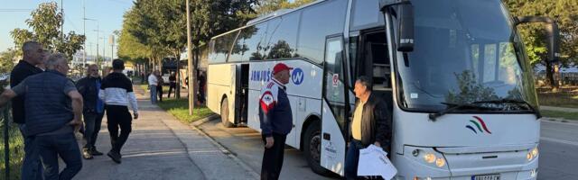 Za Beograd, na vojnu paradu, u organizaciji SNS-a (VIDEO)