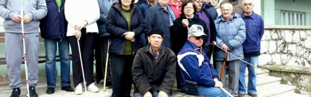 Bahati direktor izbacuje pacijente sa očnog odeljenja