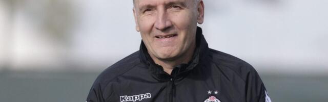 Čakar izabrao 11 igrača za OFK Beograd (SASTAVI)