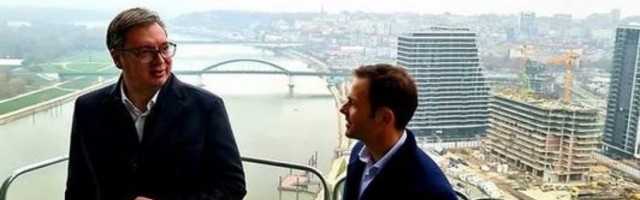 POZDRAV SA 26. SPRATA KULE BEOGRAD: Vučić i Mali obišli "Beograd na vodi" (FOTO)