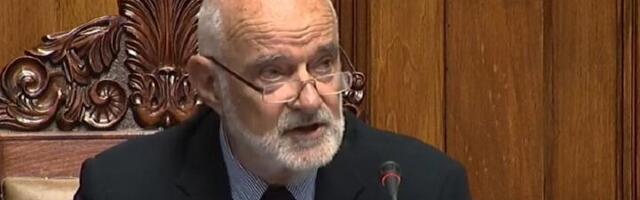 Gospodin Vladeta protiv ometača Orlića