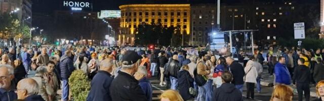Novi protest protiv nasilja: Blokiran saobraćaj (UŽIVO)