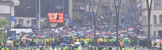 "Kurir" preti blokaderima da mogu završiti u reci